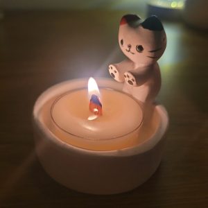 Suporte de Velas Gatinho Branco (c/ 6 Velas Tea Light)