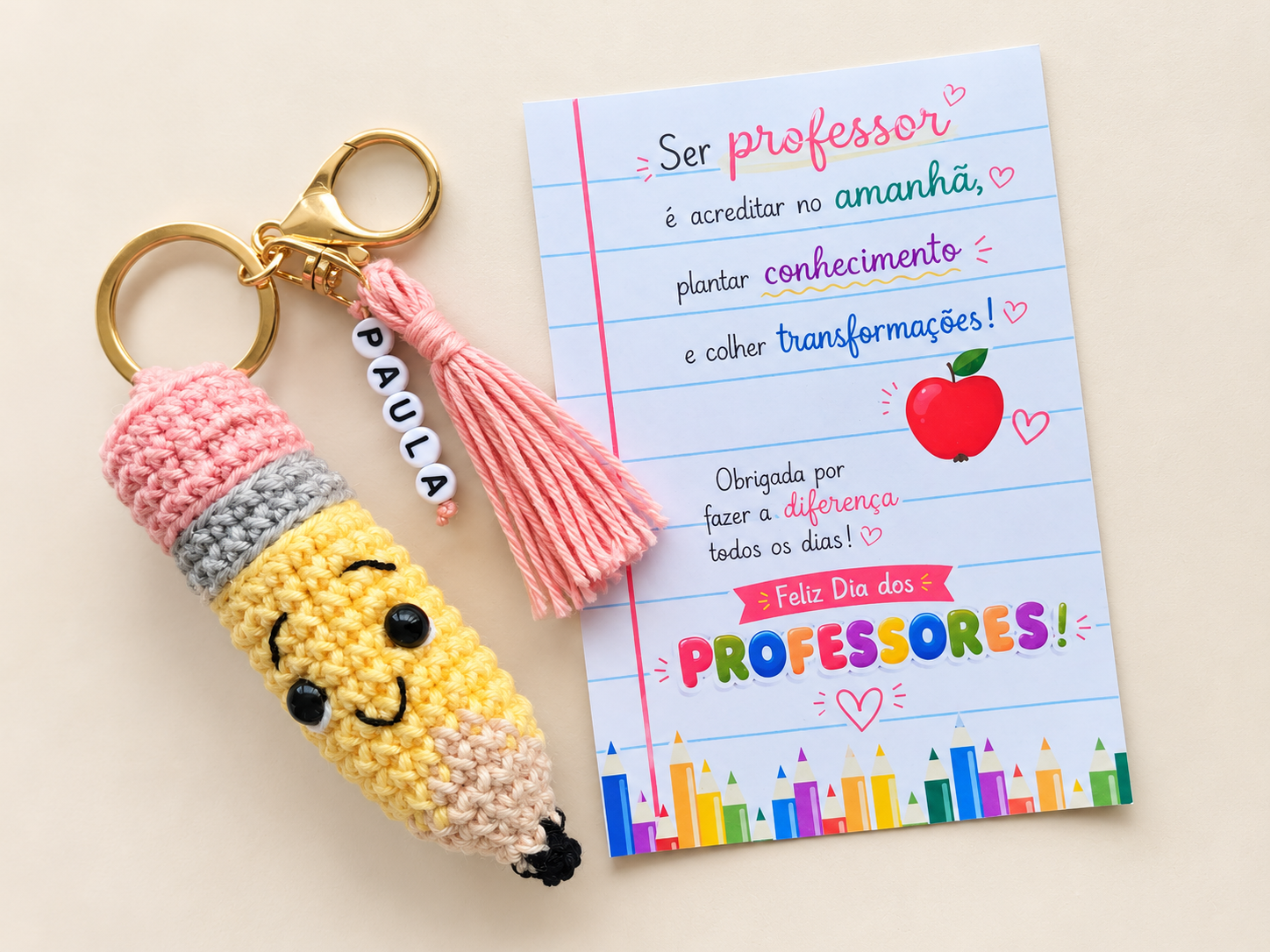 Chaveiro Lápis em crochê - Dia dos professores